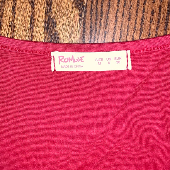 Drawstring Rutched Crop Top - Picture 10 of 13